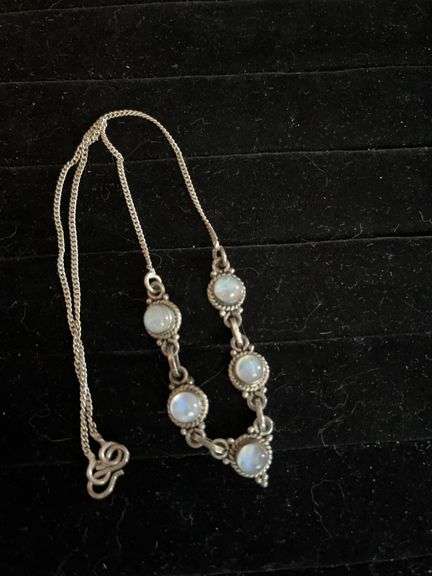 Sterling and Moonstone Cabachon Necklace