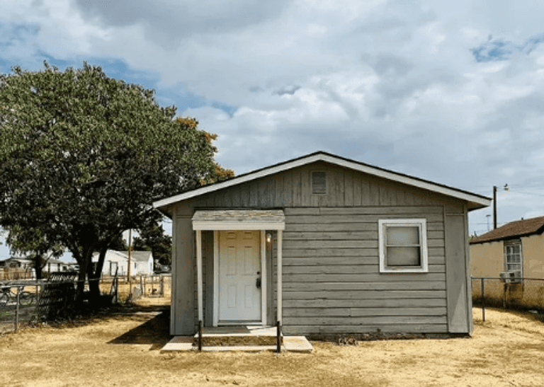 306 Main St, Idalou TX 79329