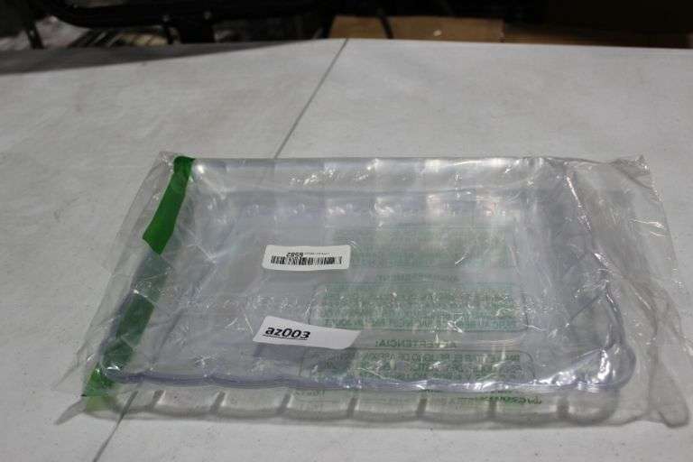 Plasticpro Plastic Serving Trays - Serving Platters Rectangle 9X13 Disposable Party Dish Crystal Clear Pack Of 4 Grade:AvB Retail:$7.38
