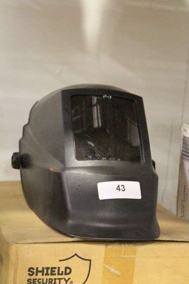 [MSRP: $59.98] Lincoln Electric Basic Welding Helmet with No. 10 Lens (4-1/2 in. x 5-1/4 in. Viewing Area)