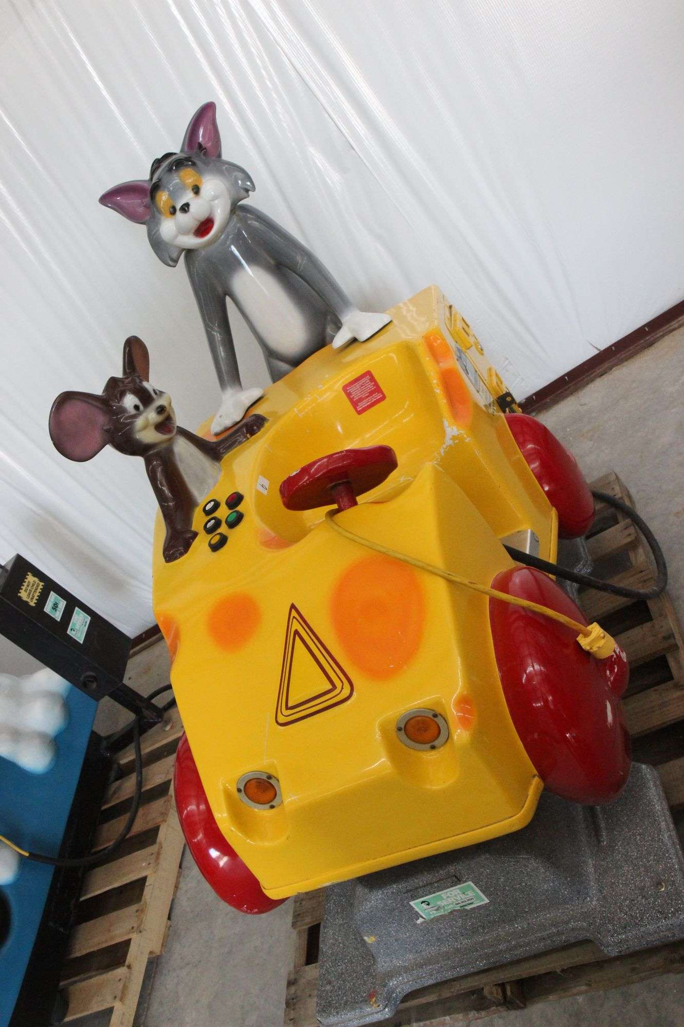 AMUSEMENT COIN OPERATED TOM AND JERRY KIDDIE RIDE - Auction HUB Texas