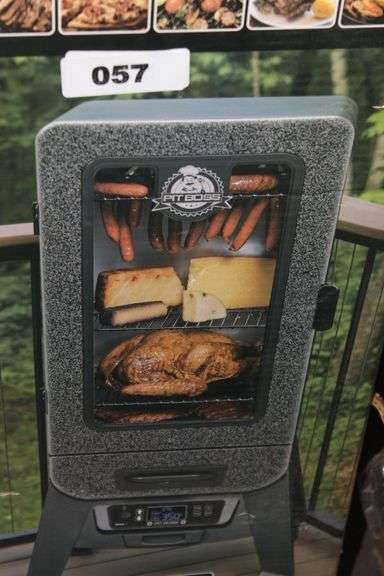 3-Series Digital Vertical Smoker, Silver Hammertone