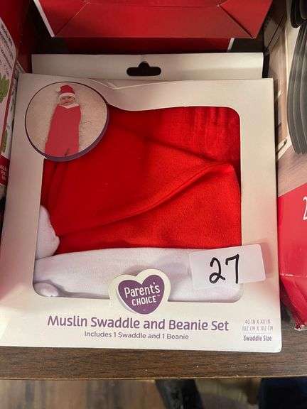 MUSLIN SWADDLE AND BEANIE SET