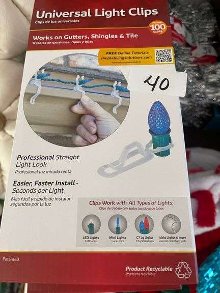 UNIVERSAL LIGHT CLIPS