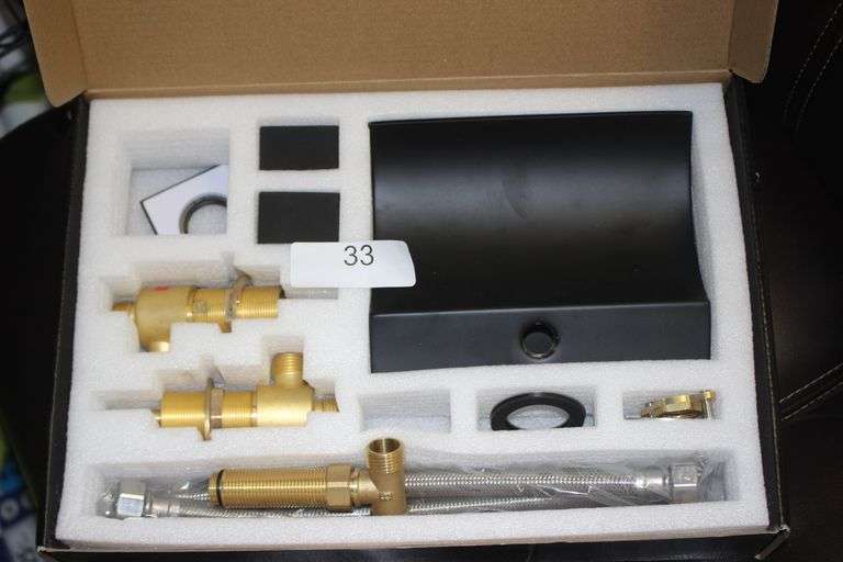 SUMERAIR TUB FAUCET BLACK FINISH