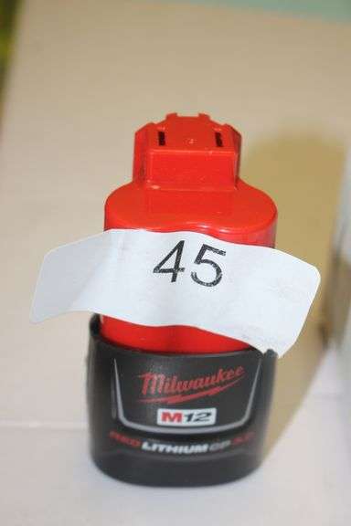 MILWAUKEE M12 LITHIUM BATTERY
