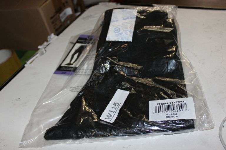 Mario Serrani Ladies Faux Leather Legging (Black X-Small) Retail:$23.1