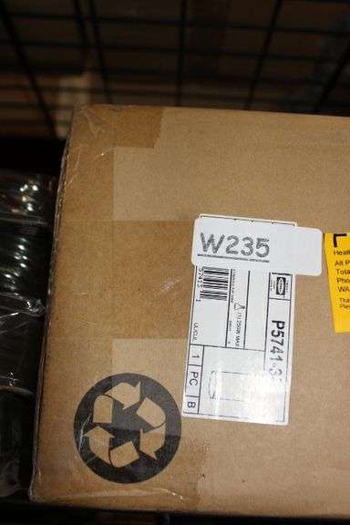 Progress Lighting 1-Light White Outdoor Flushmount Retail:$79.75
