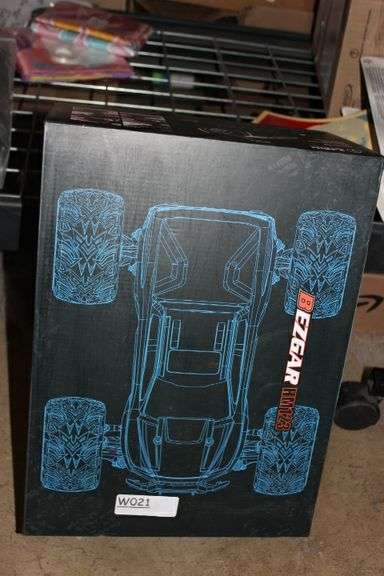 Bezgar Hm123 Hobby Grade 1:12 Scale Rc Trucks, 4Wd High Speed 45 Km/H All Terrains Electric Toy Off Road Rc Monster Truck Vehicle Car With Rechargeable Battery For Boys And Adults Retail:$100