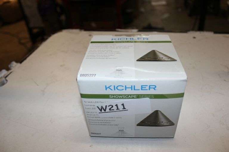 Kichler 2-Watt Olde Bronze Low Voltage Plug-In Led Deck Step Light Model 28308 Retail:$15