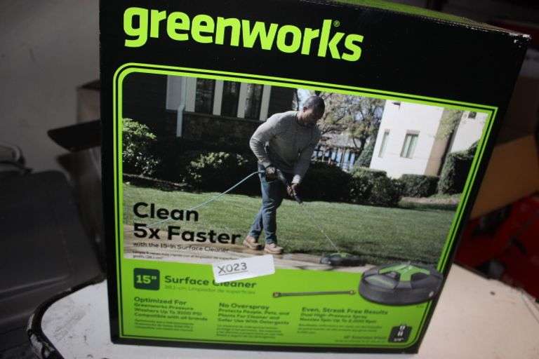 Greenworks 5210902 15" Extension Included Surface Cleaner, Green Retail:$60