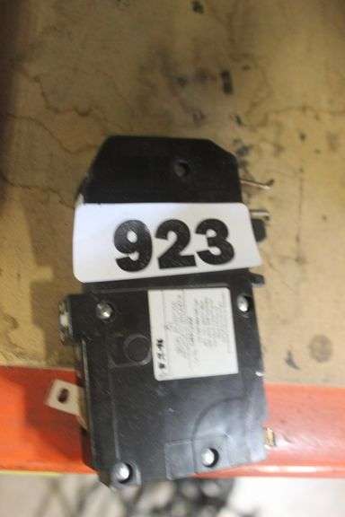 EATON 20 AMP BREAKER SWITCH WITH TEST BUTTON