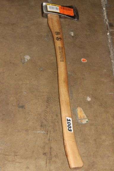 HUSKY 4 LB. CHOPPING AXE