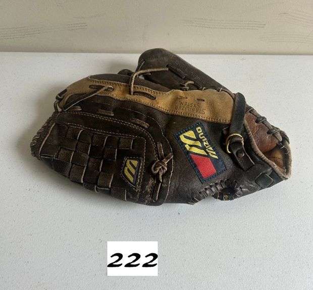 Wilson Baseball Glove