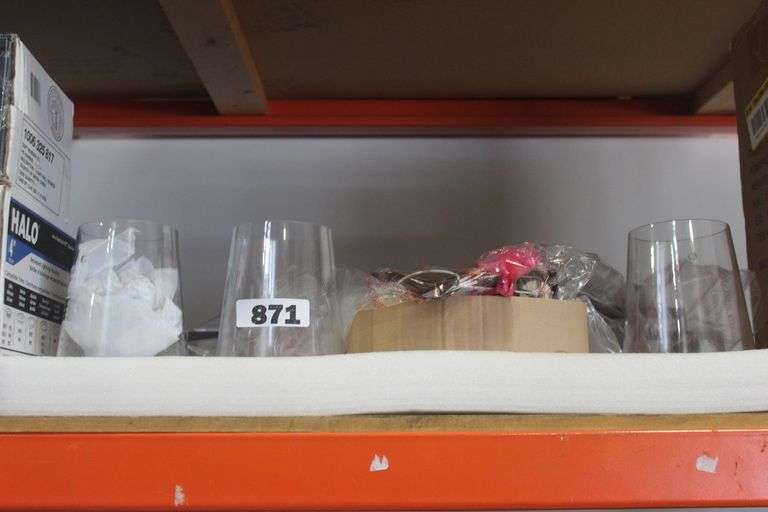 HOLIDAY GLASS @ OIL CANDLES (SEE PHOTO)