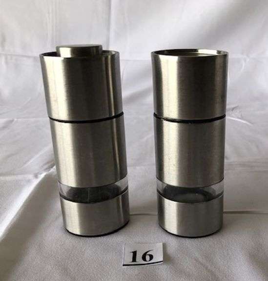 Stainless Steel Saft & Pepper Shaker