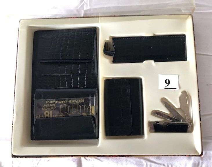 Alligator Pint Travel Gift Set