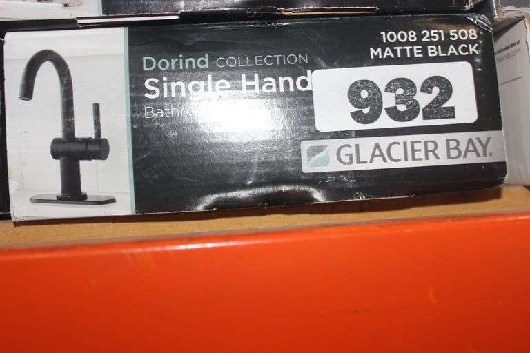 GLACIER BAY DORINDSINGLE HANDLE BATHROOM FAUCET MATTE BLACK $109.00