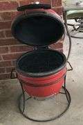 Kamabo Joe Ceramic Grill on Cast Iron Stand
