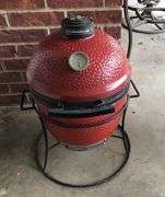 Kamabo Joe Ceramic Grill on Cast Iron Stand