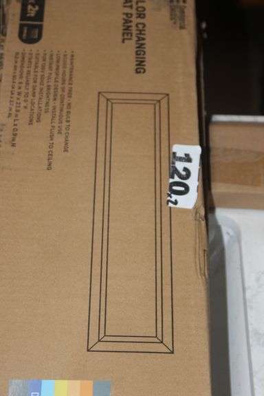 COMMERCIAL ELECTRIC 6' X 2' COLOR CHANGING FLAT PANEL LIGHT