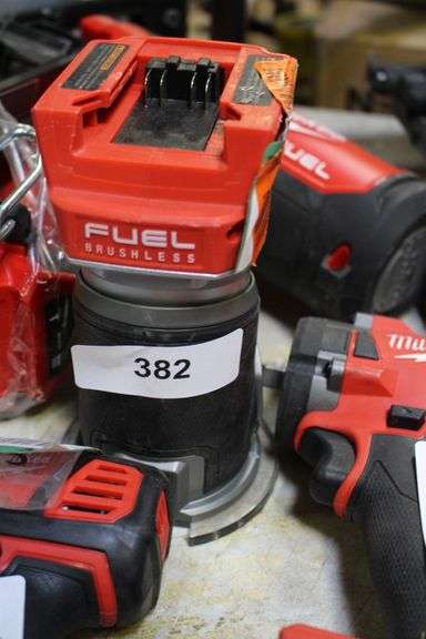 [MSRP: $199.00] Milwaukee M18 FUEL 18V Lithium-Ion Brushless Cordless Compact Router (Tool-Only) [untested]