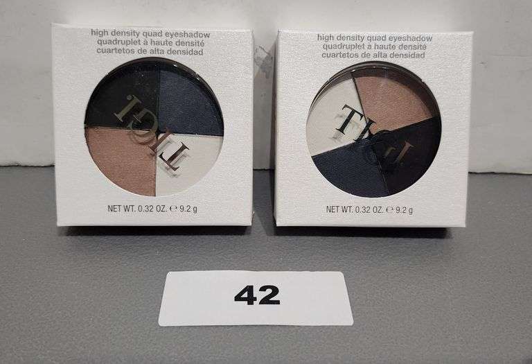 TIGI SMOKY HOT HIGH DENSITY QUAD EYESHADOW 0.32oz