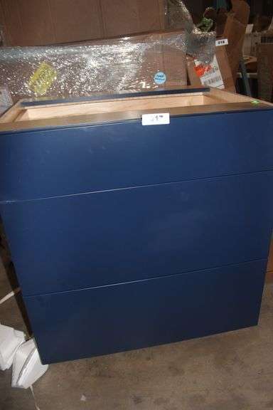 BOTTOM 3 DRAWER SHAKER 30"W x 24"D x 34.5"H blue