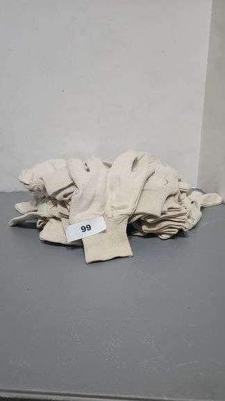 WHITE GLOVES 12 PAIRS INCLUDED