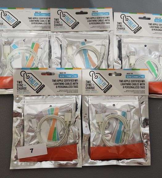 TAGIT TWO SYNC + CHARGE APPLE CABLES 3FT & 6FT, TWO APPE CERTIFIED MFI LIGHTNING CABLES WITH 8 PERSONALIZED TAGS
