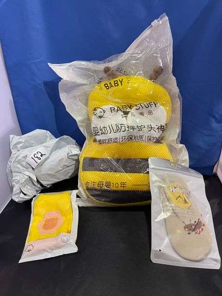 BABY ANTI FALL PILLOW WITH SOCKS
