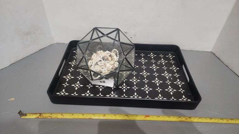 DIAMOND SHAPED HANGING GLASS TERRARIUM THAT CAN OPEN WITH 2 SEA SHELL NECKLACES