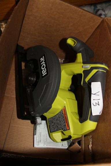Ryobi One+ 18V Cordless 5 1/2 In. Circular Saw (Tool Only) Retail:$60