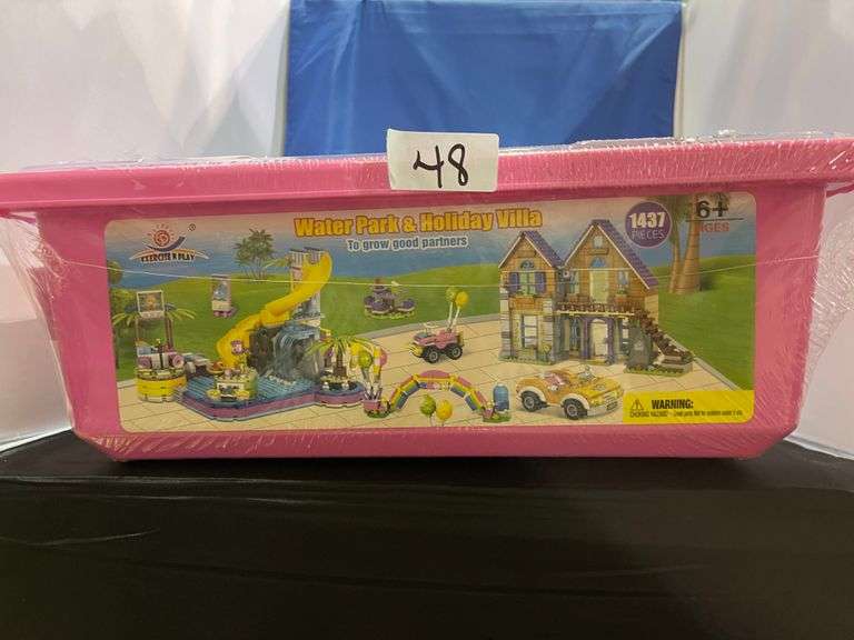 WATER PARK & HOLIDAY VILLA PLAY SET