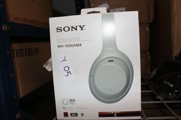 Sony - Wh1000Xm4 Wireless Noise-Cancelling Over-The-Ear Headphones - Silver[Damaged] Retail:$500.84