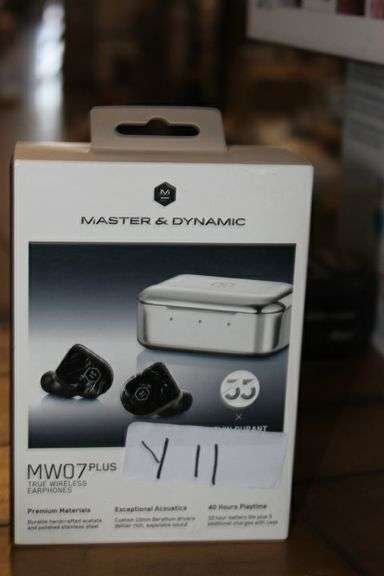 Master & Dynamic Mw07 Plus True Wireless Earphones Retail:$160