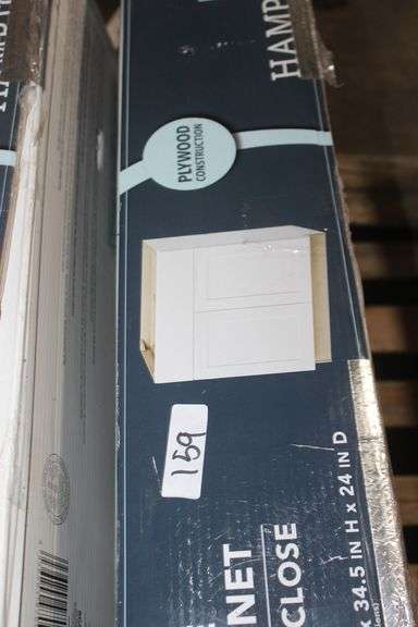 Hampton Bay Sink base cabinet soft close 30in W x 34.5in H x 24in D model 1006596139 *Avondale Shaker Alpine White retail $289.00