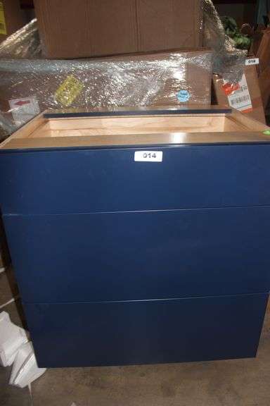 BOTTOM 3 DRAWER SHAKER 30"W x 24"D x 34.5"H blue retail $950.00