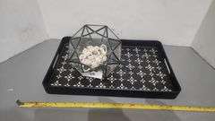DIAMOND SHAPED HANGING GLASS TERRARIUM THAT CAN OPEN WITH 2 SEA SHELL NECKLACES