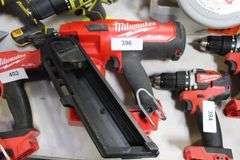 [MSRP: $379.00] Milwaukee M18 FUEL 3-1/2 in. 18-Volt 30-Degree Lithium-Ion Brushless Cordless Framing Nailer (Tool-Only) [untested]