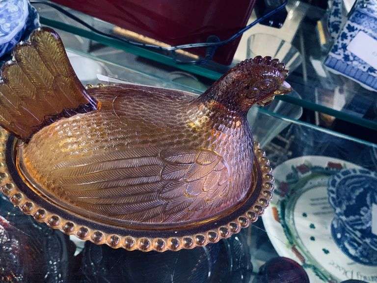 Vintage Iridescent Glass Hen On Nest Dish Amber