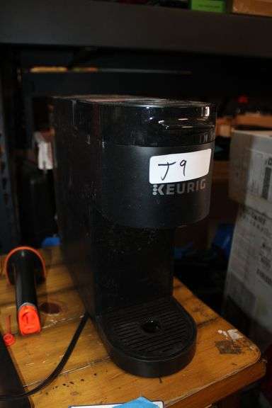 Keurig K-Iced Plus Single-Serve K-Cup Pod Coffee Maker With Iced Coffee Option Retail:$149