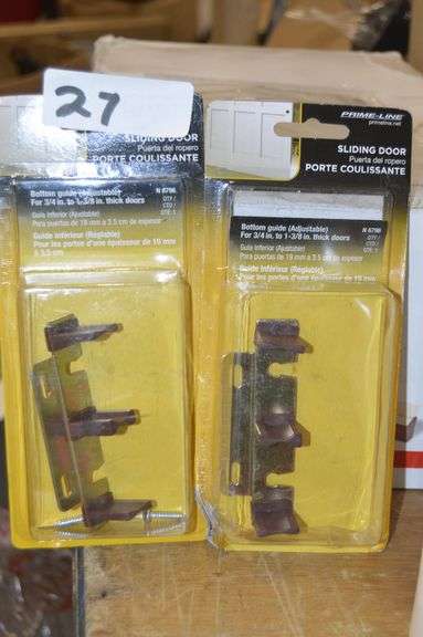 Prime-Line sliding door bottom guide N6796