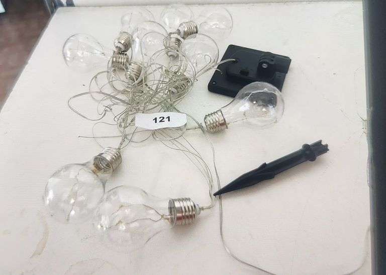 TOUCH OF ECO WHIE SOLAR POWERED LIGHT BULBS 9 LIGHTS INCLUDED