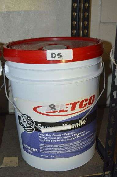 Betco Liquid Chisel Max Ultra Strength Degreaser 5gal