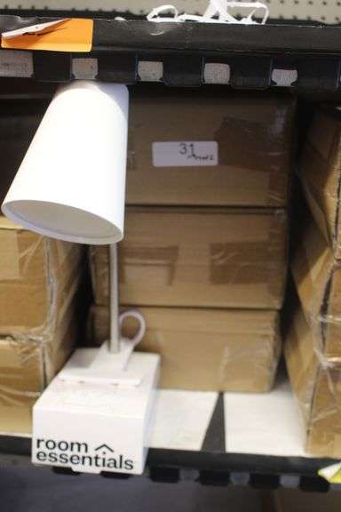 ROOM ESSENTIALS LED CLIP LAMP, 2 PER BOX