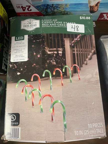LIGHT UP CANDY CANE STAKES