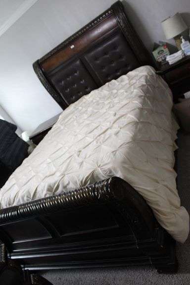 QUEEN SIZE DARK CHERRY W/BRUSHED TRIM,NAIL HEAD ,LEATHER TUFTED SLEY BED GOOD CONDITION - HEAD BOARD 64 X 64 AND FOOT BOARD 64 X 36