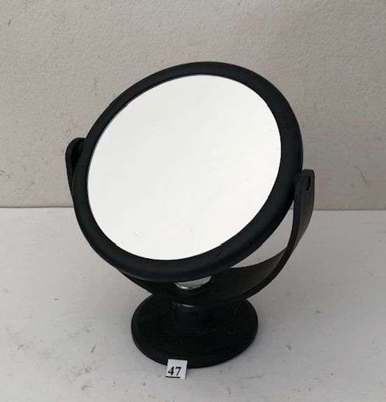 Double Sided Magnifying Makeup Mirror