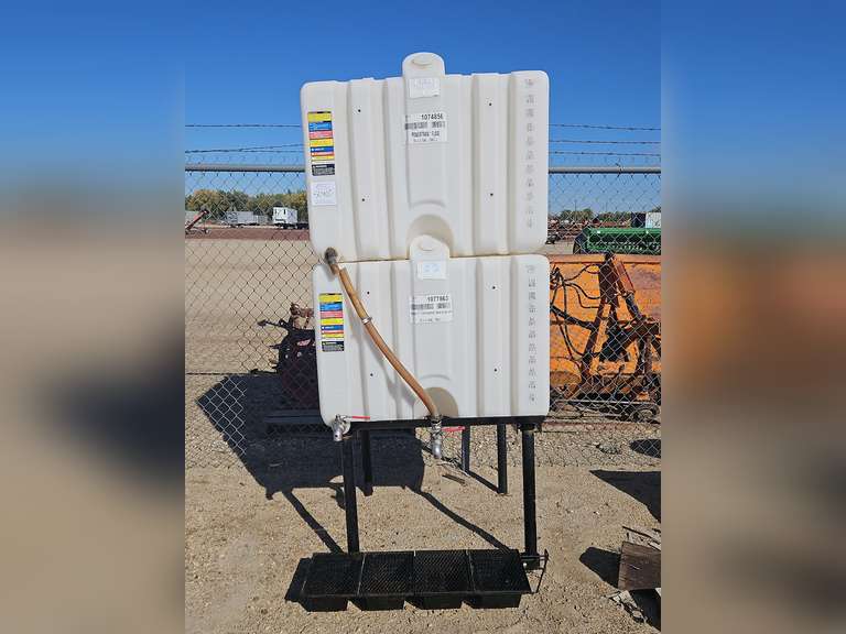 Lube Rack w/ (2) 55 Gallon Poly Tanks - Armstrong Western LLC